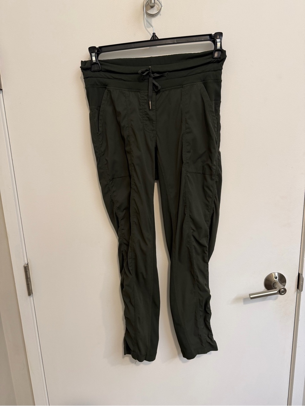 Lulu lemon olive green pants